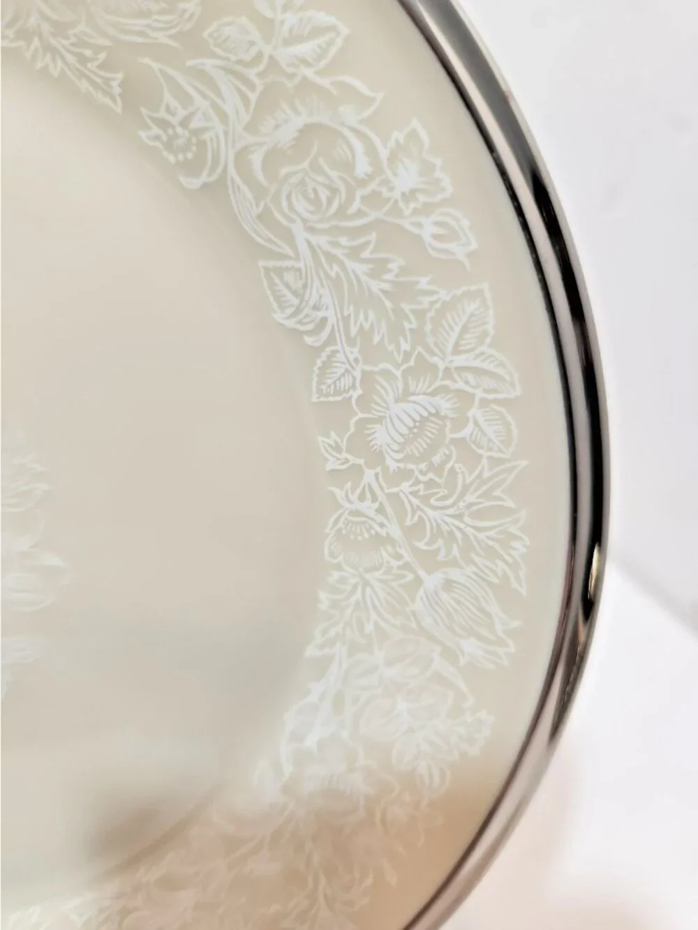 Lenox Moonspun Bread and Butter Plates 6 3/8